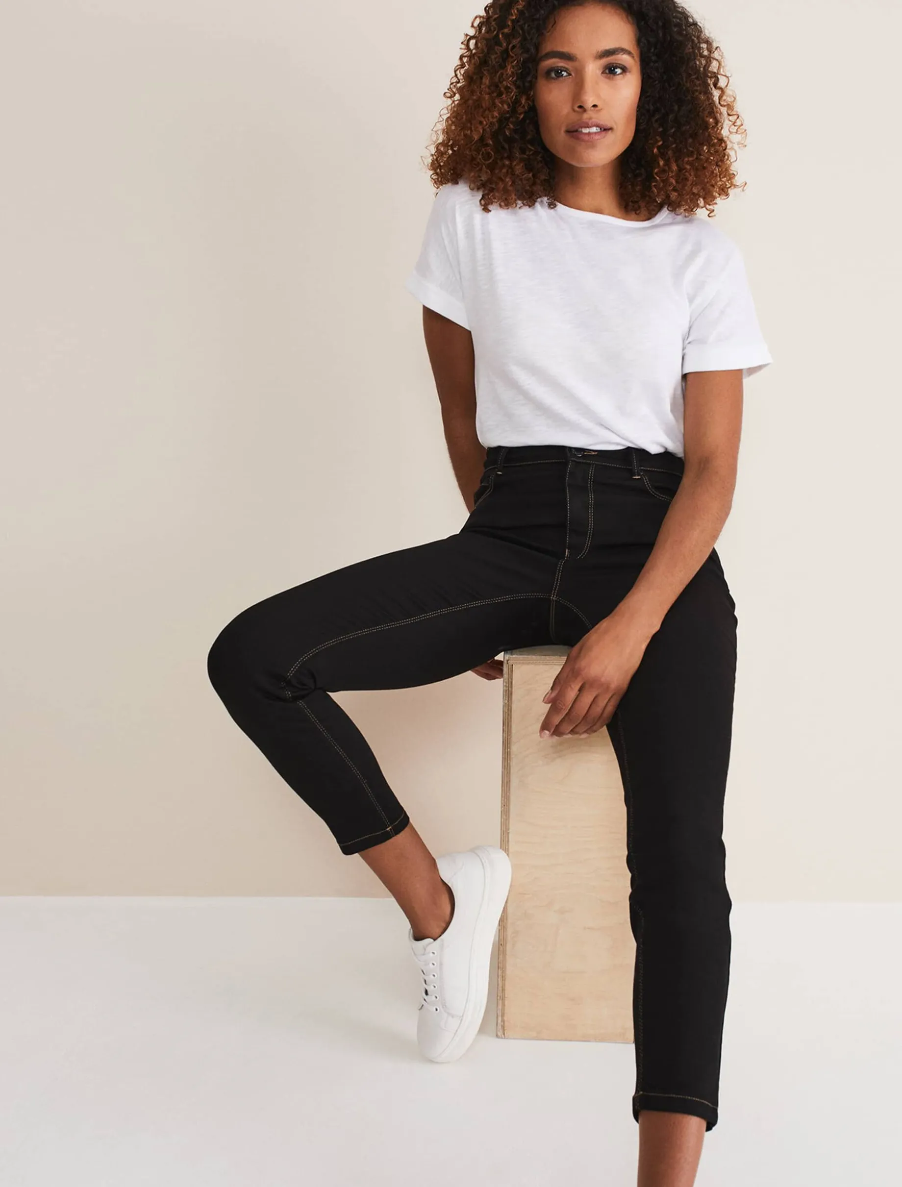 Abigail Sculpting Skinny Jean