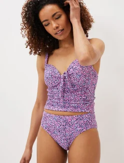 Alivia Brief