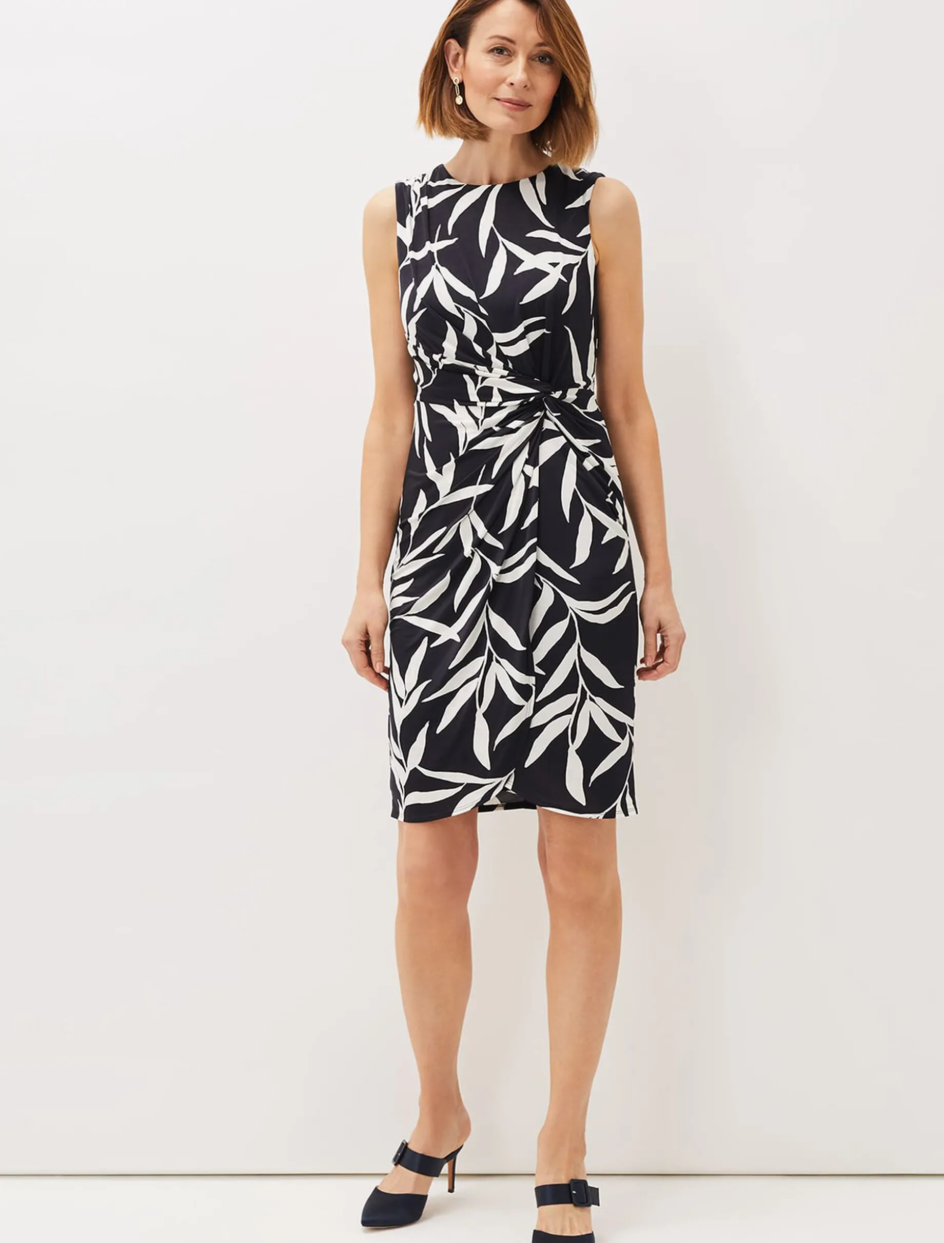 Amber Leaf Print Fitted Jersey Dress