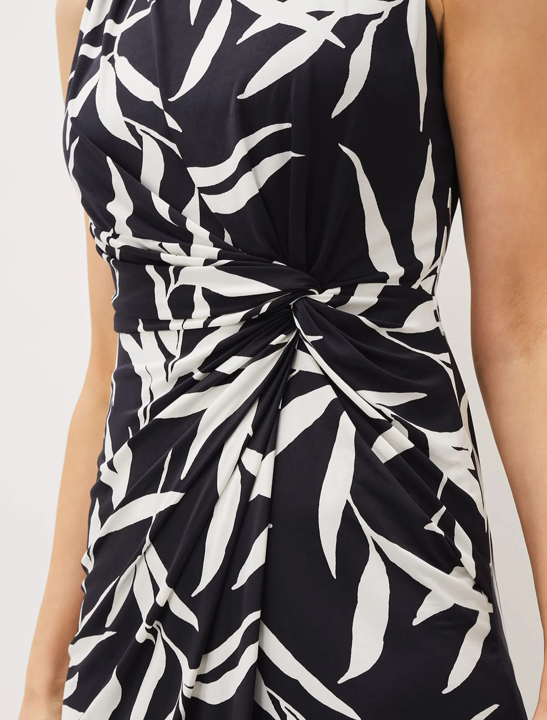 Amber Leaf Print Fitted Jersey Dress
