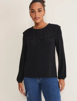 Anda Frill Detail Bor Top
