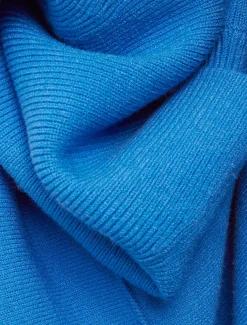 Annika Asymmetric Hem Chunky Jumper