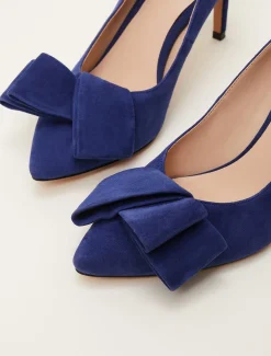 Bow Front Court Shoe