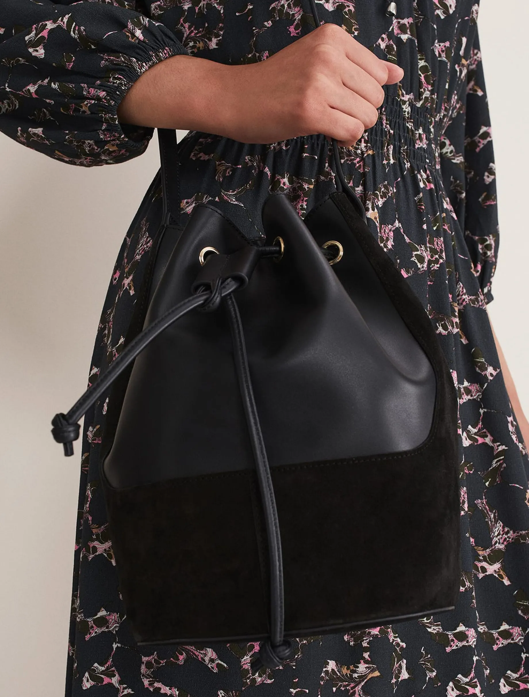 Bucket Shoulder Bag
