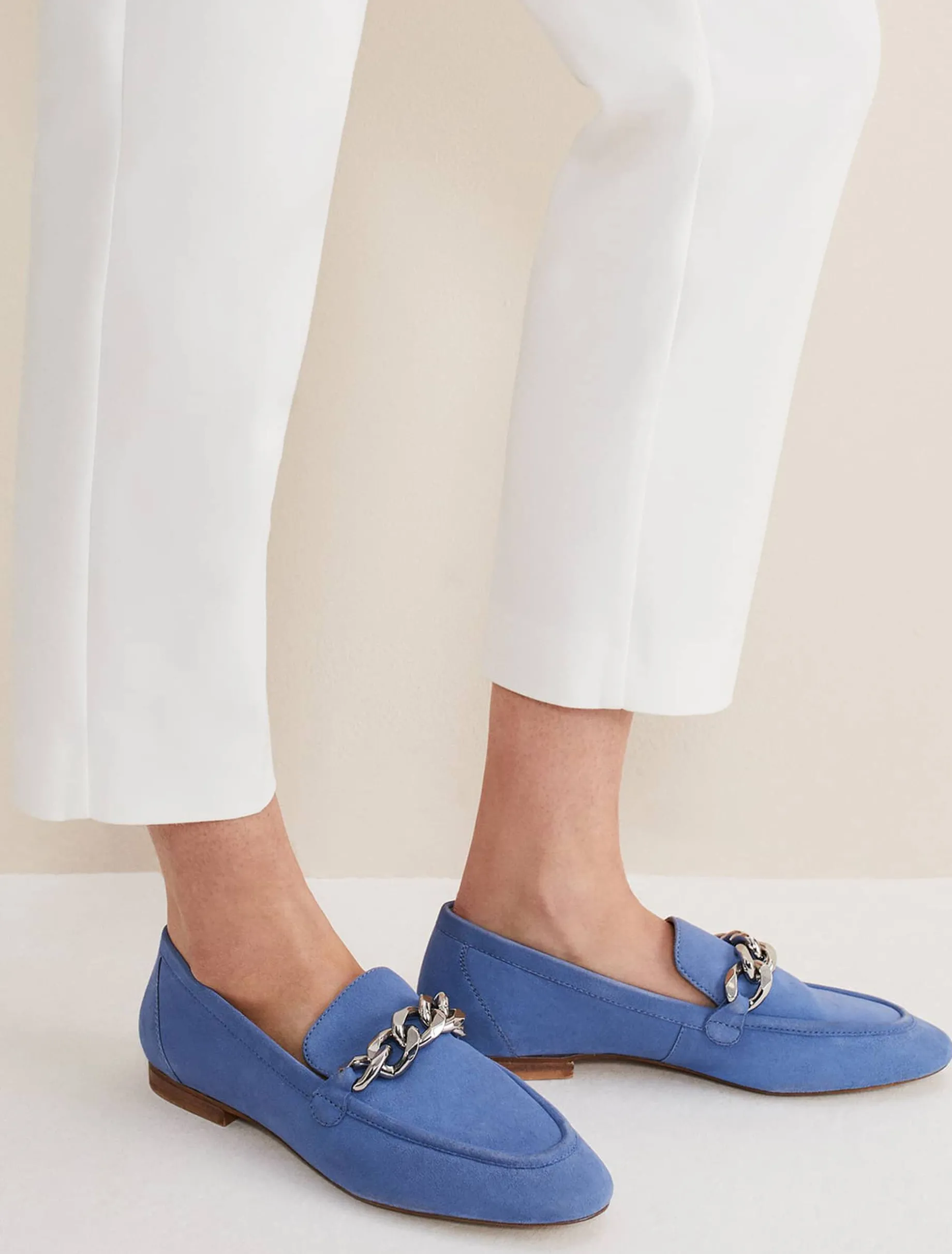 Chain Detail Loafer Shoe