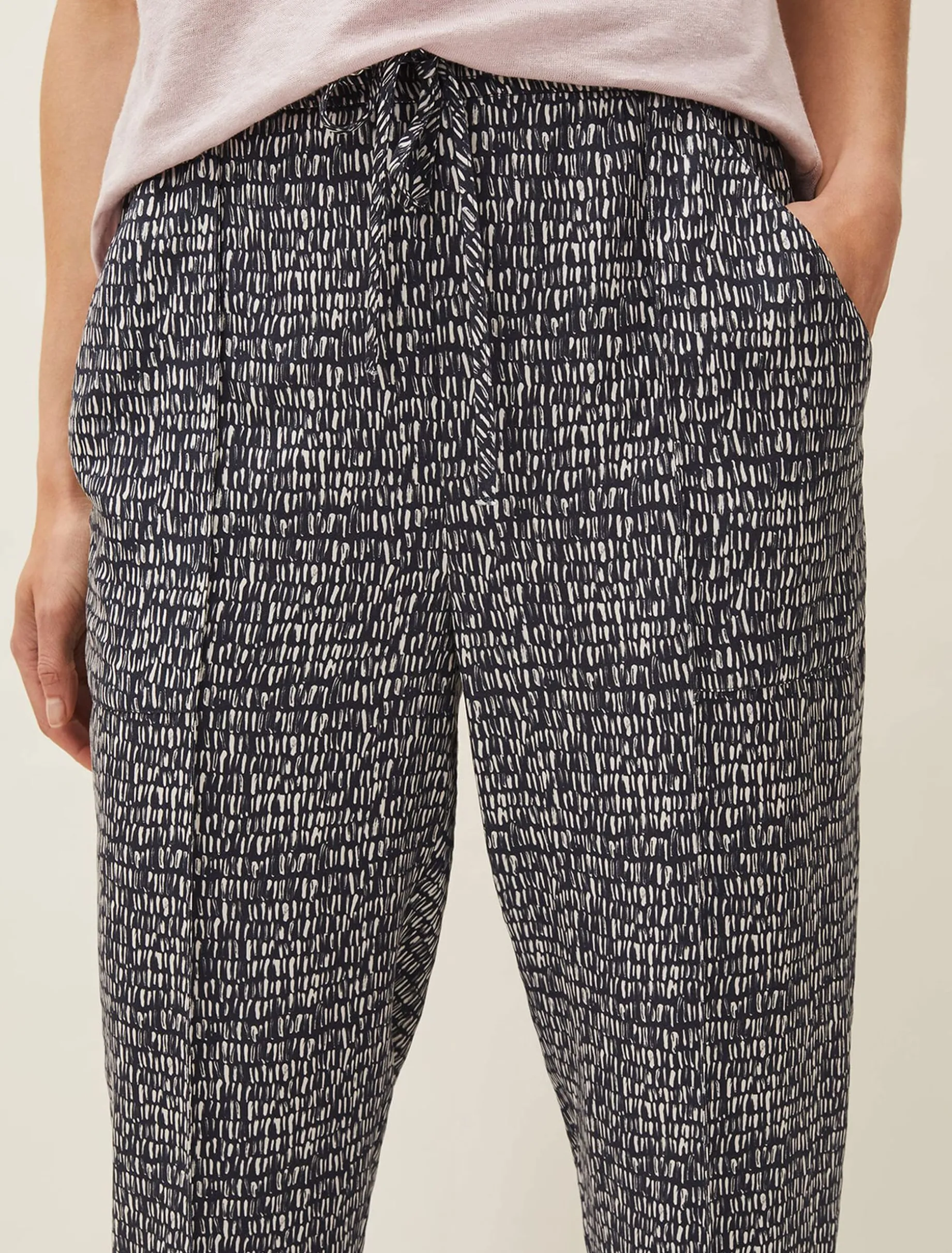 Coletta Abstract Print Tapered Jogger