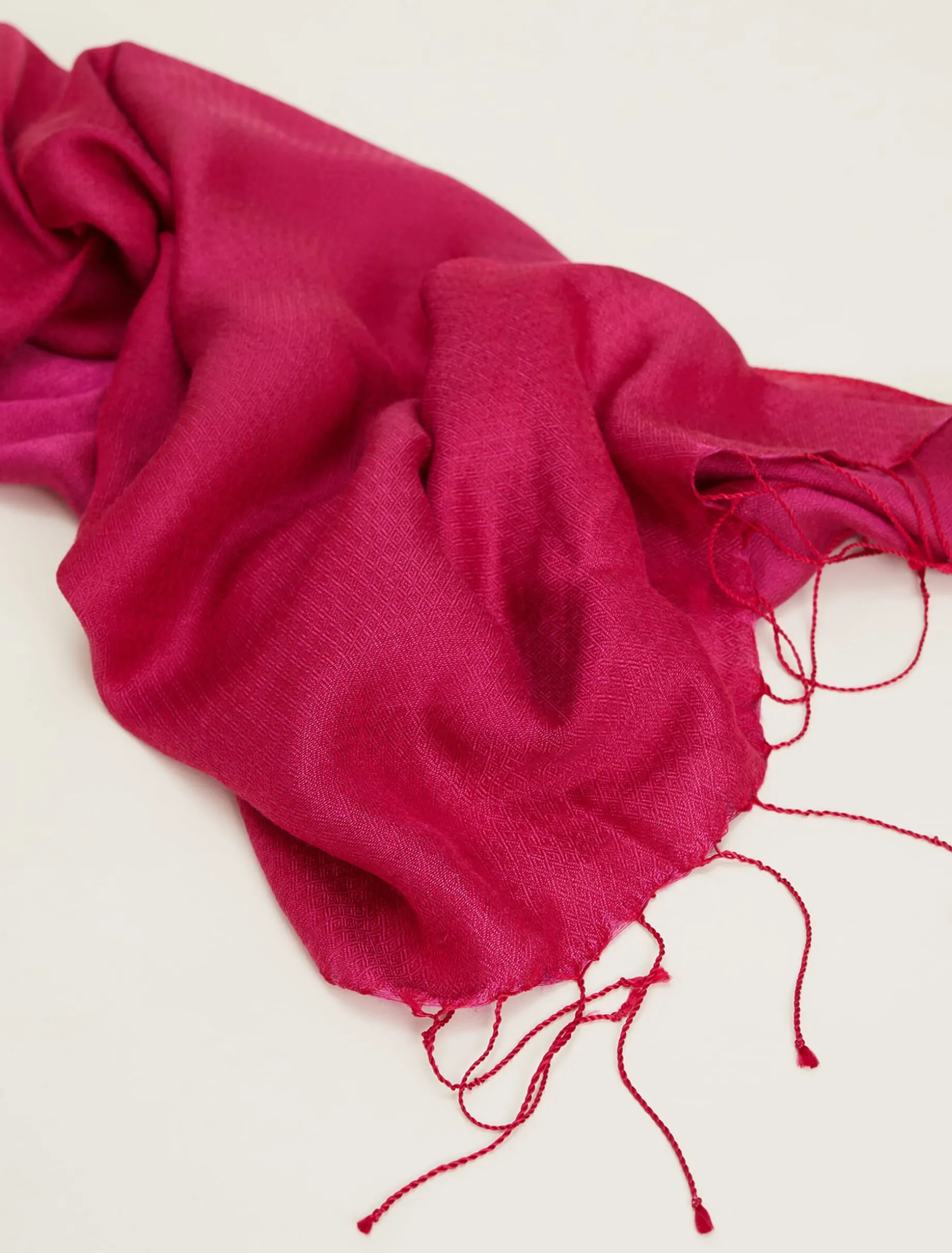 Diamond Weave Scarf