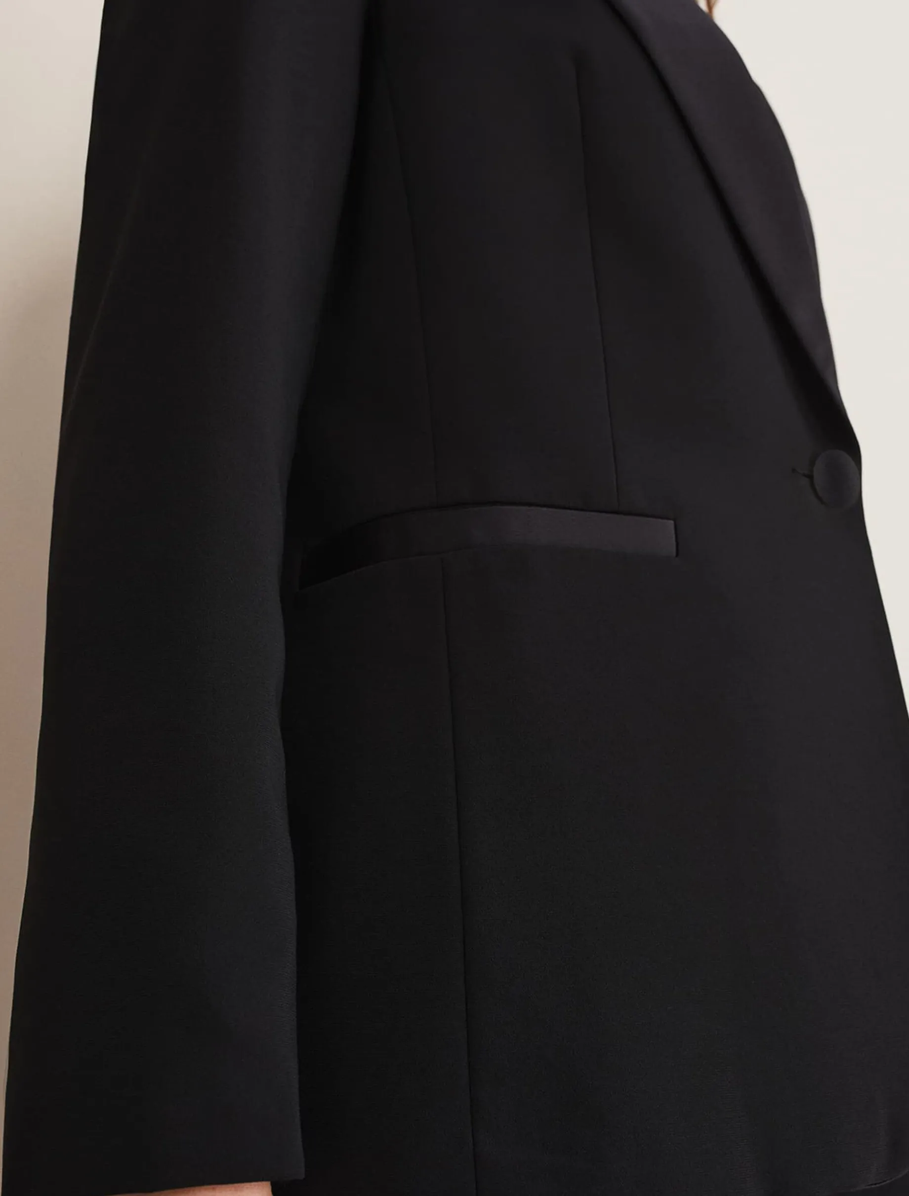 Elandra Tux Blazer