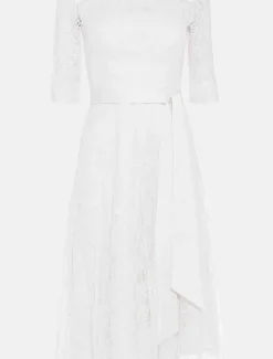 Evette Lace Wedding Dress