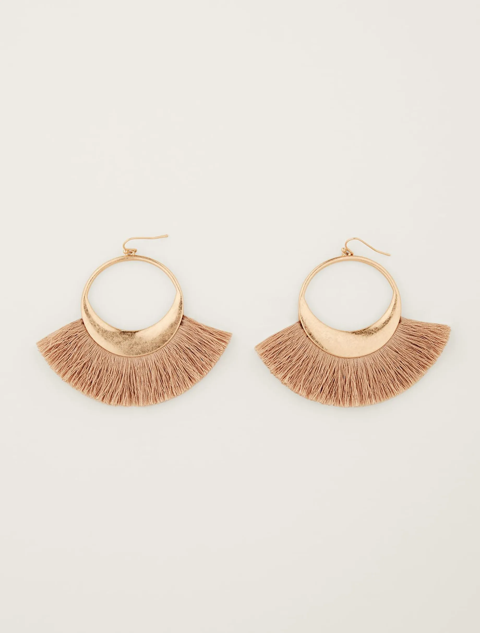 Fan Detail Drop Earring