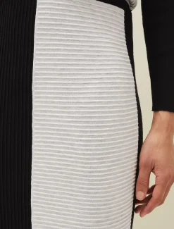 Flo Colourblock Knit Co Ord Skirt