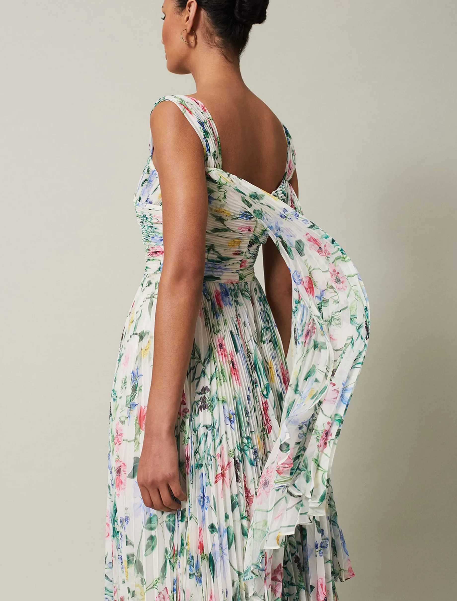 Gretal Floral Pleated Maxi Dress