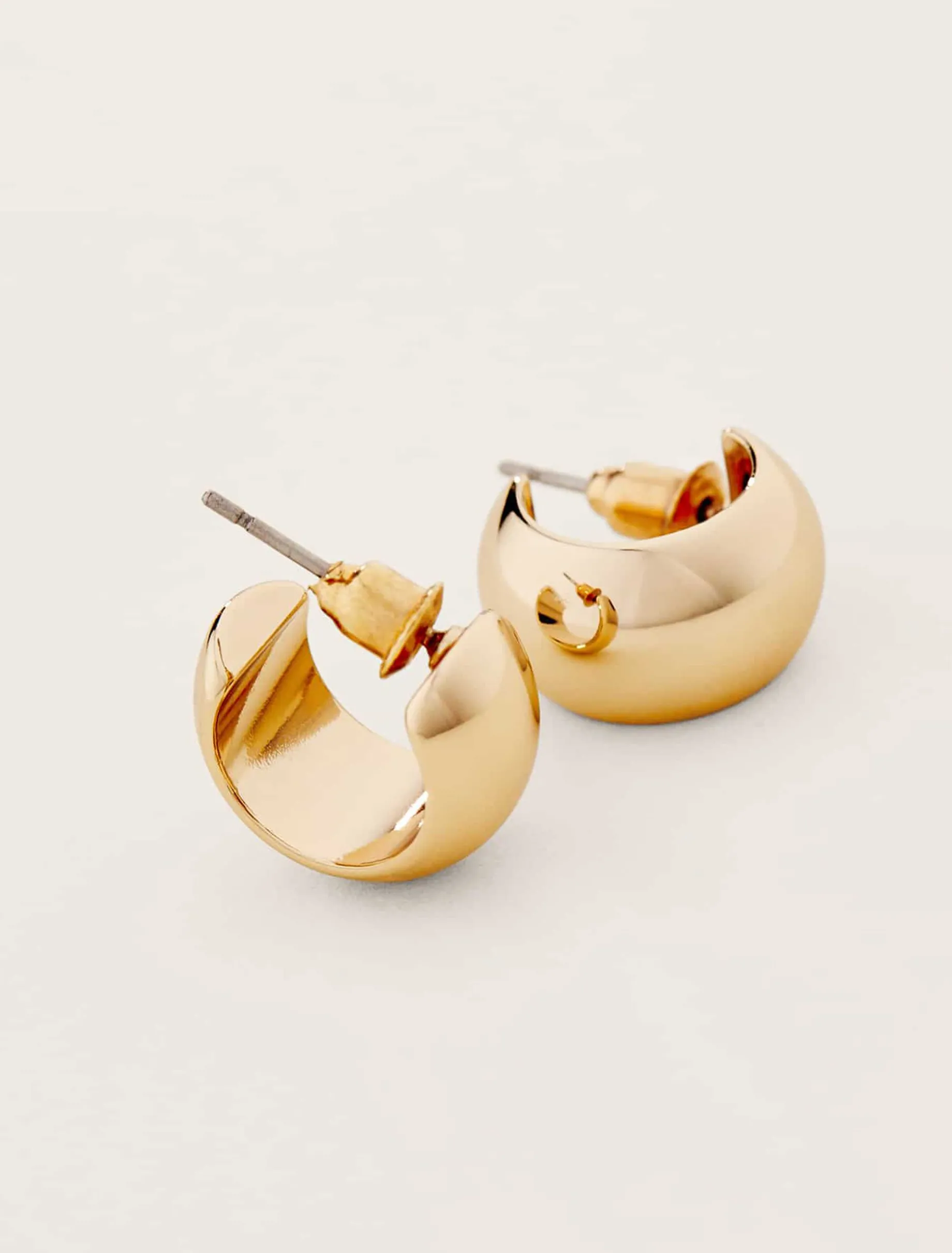 Huggie Hoop Earring