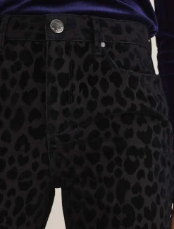 Jaimie Flocked Jeans