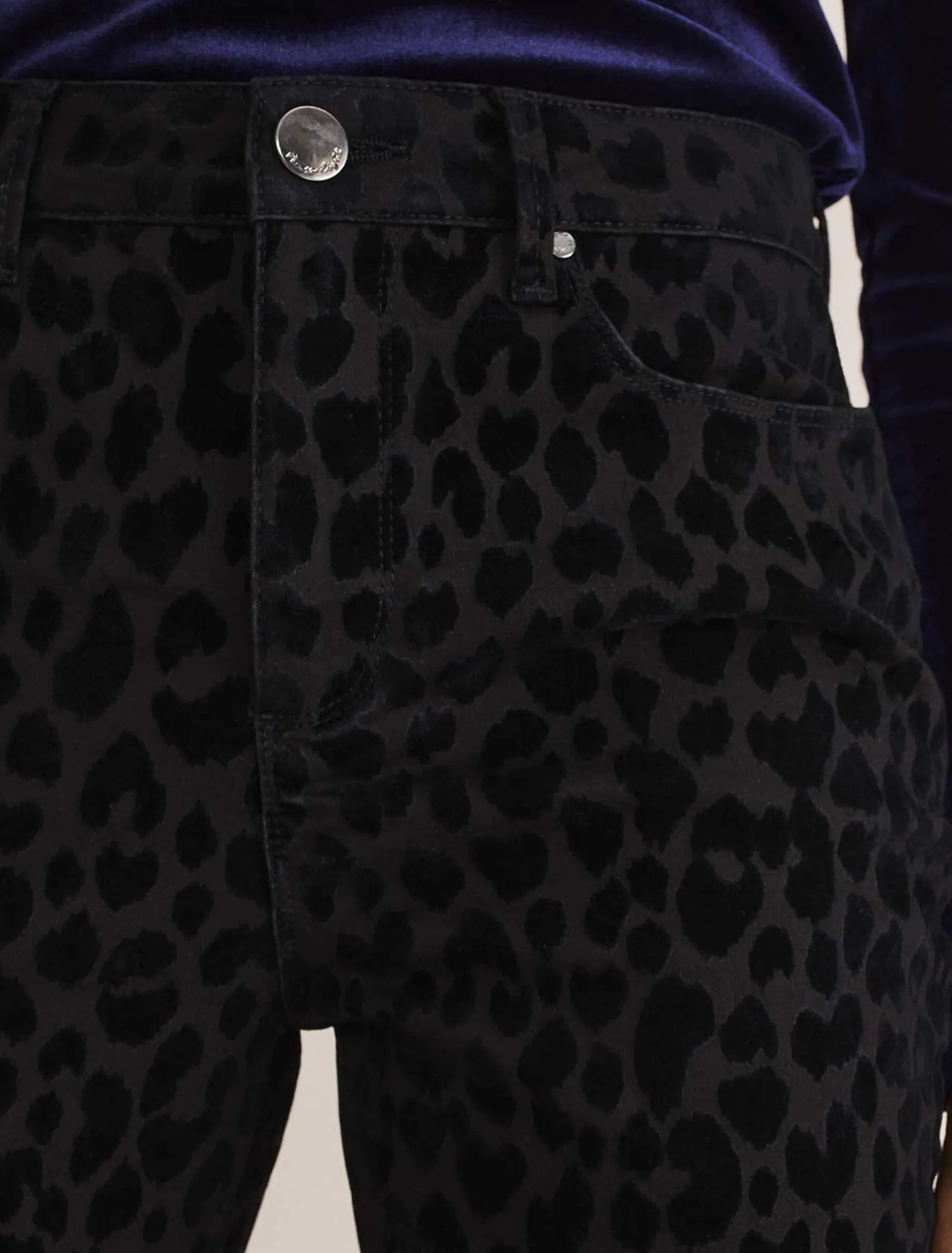 Jaimie Flocked Jeans