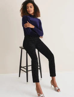 Jaimie Flocked Jeans