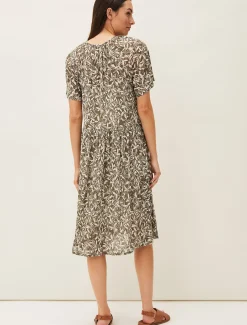 Jemmy Leaf Print Swing Dress