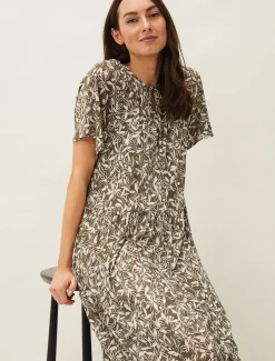 Jemmy Leaf Print Swing Dress