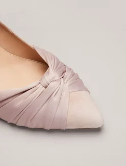 Kendal Court Shoe