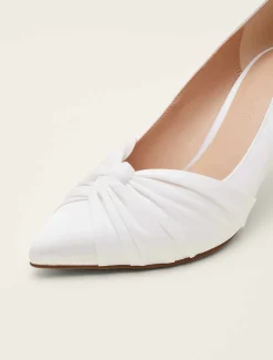 Kendal Court Shoe