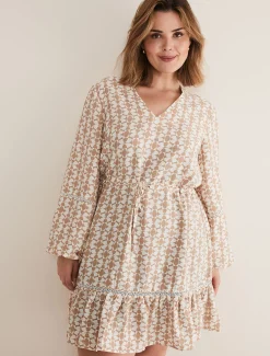Kesia Geo Print Swing Dress