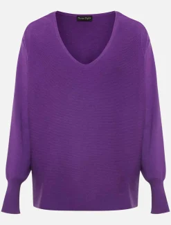 Kirste Textured Fine Knit V-Neck Jumper