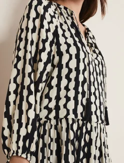 Lara Swing Dress