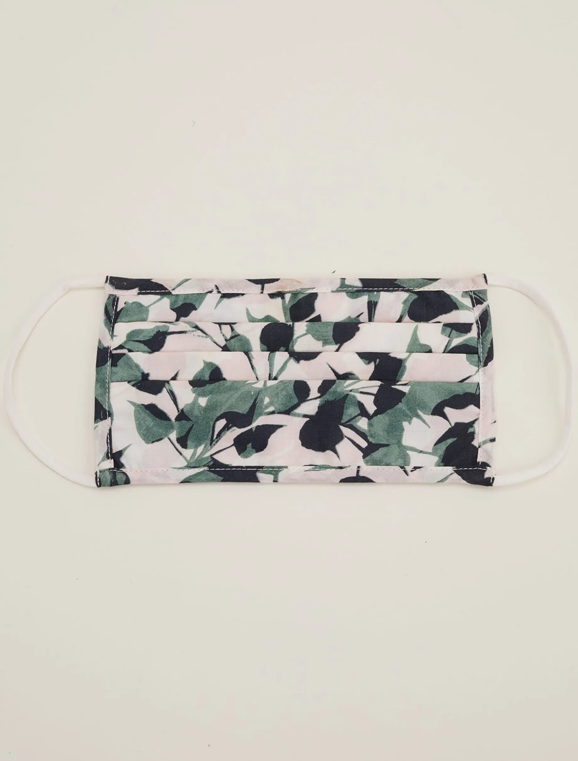 Larissa Leaf Face Mask