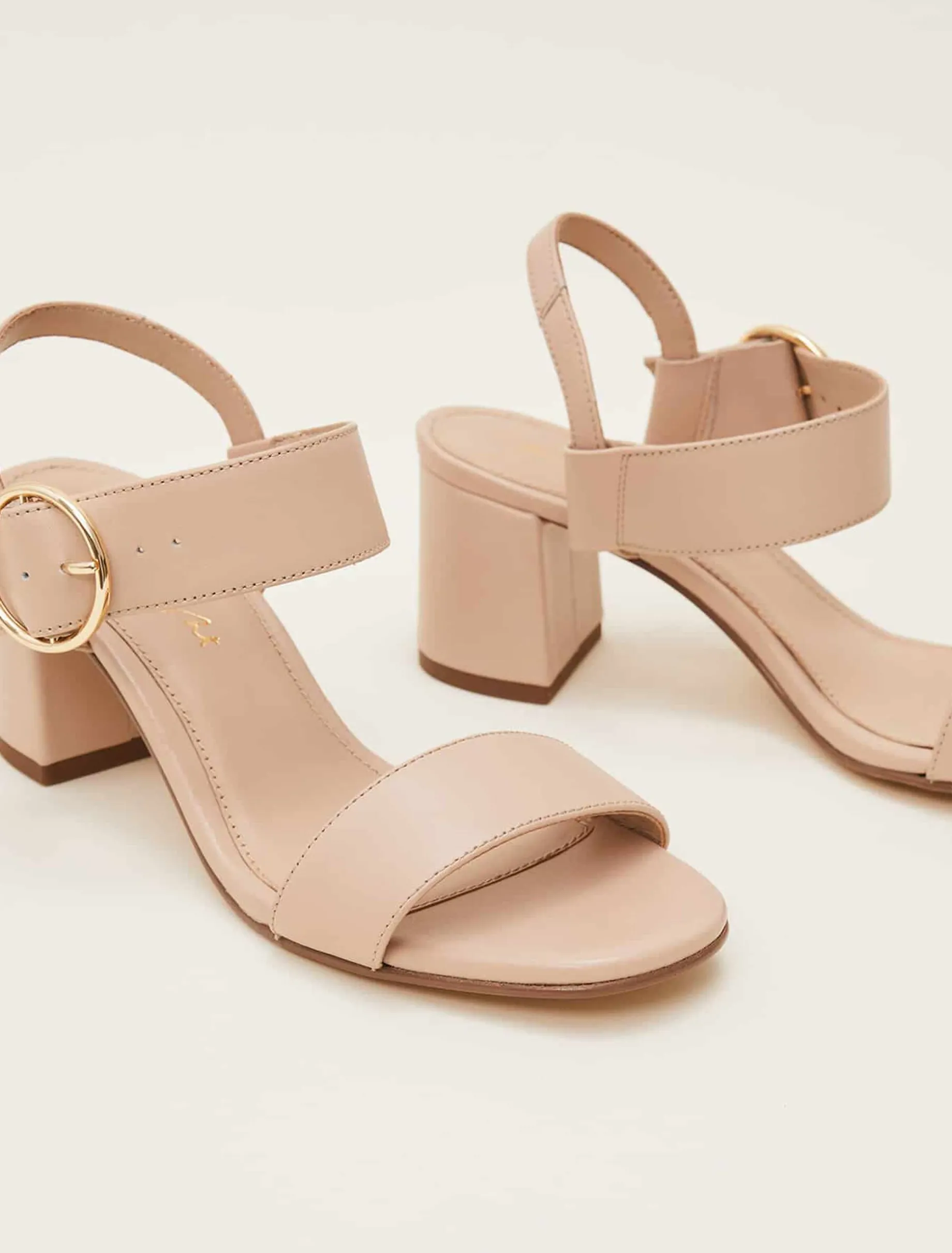 Leather Buckle Sandals