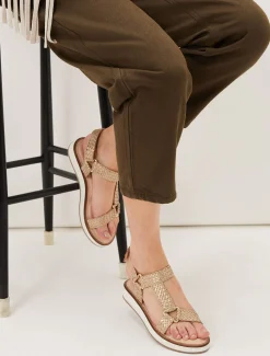 Leather Weave Velcro Sandal