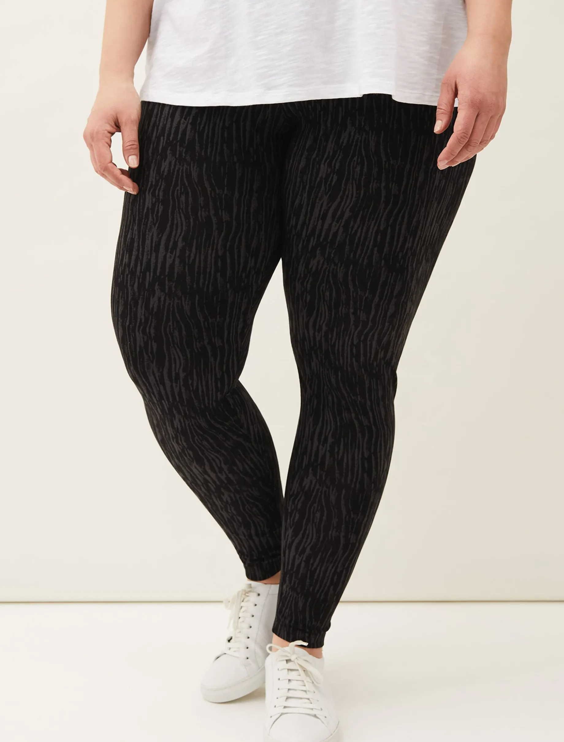 Lizzie Textured Leggings