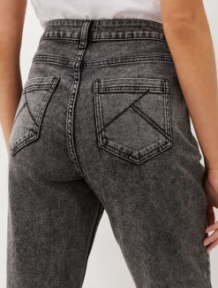 Lou Mom Jeans