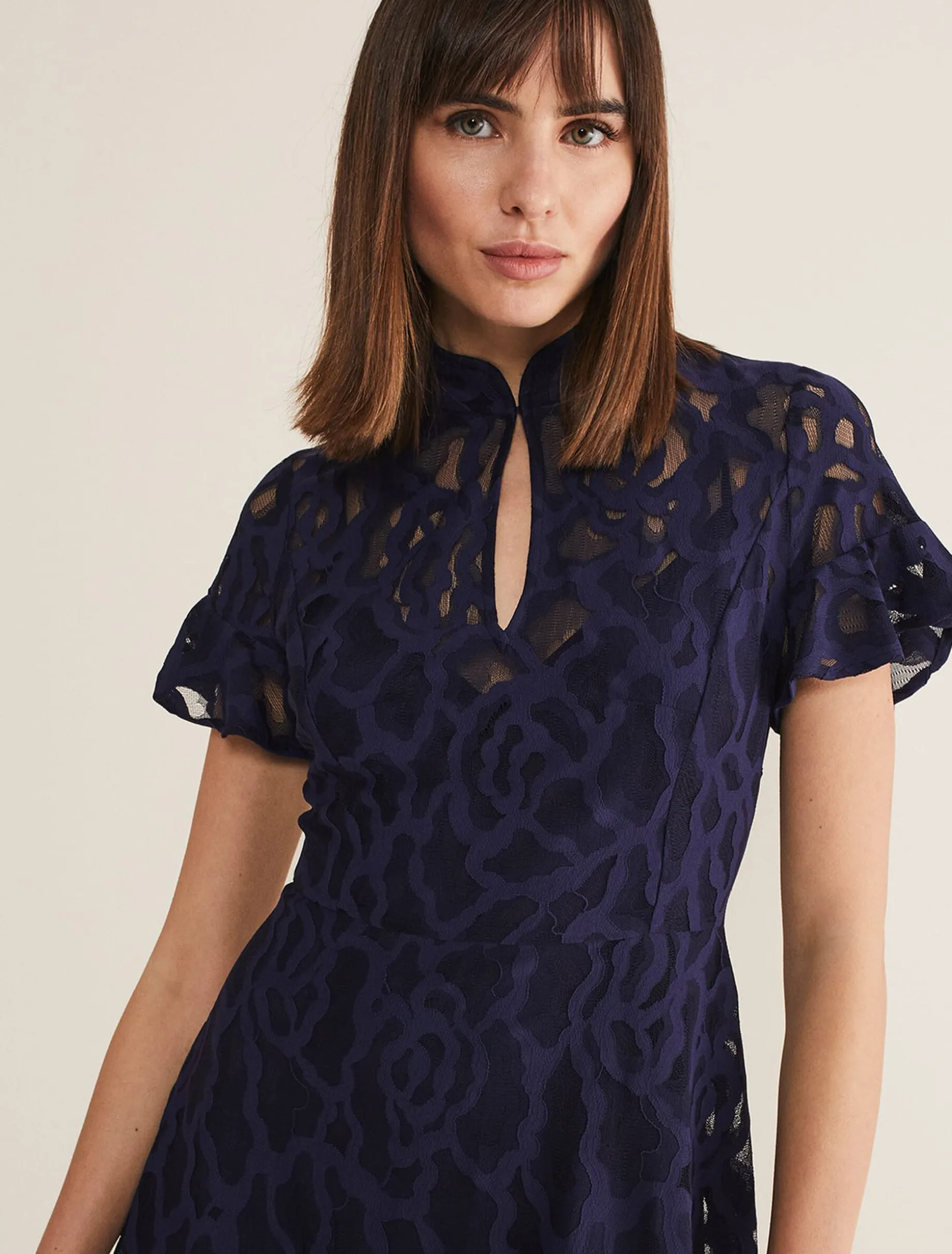 Lulu Lace Midi Dress