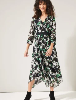 Magnolia Dress