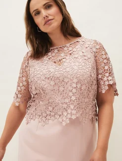 Mariposa Lace Dress