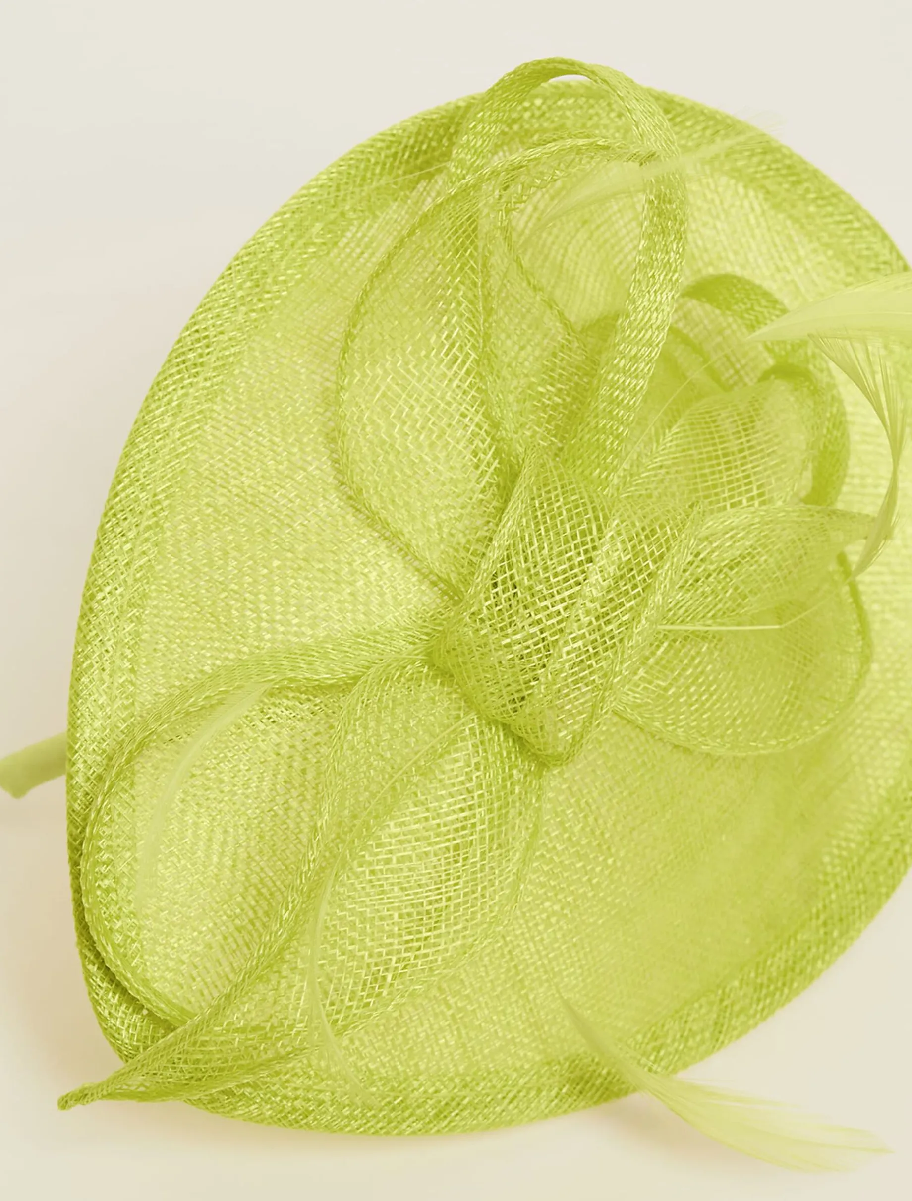 Mini Oval Disc Fascinator