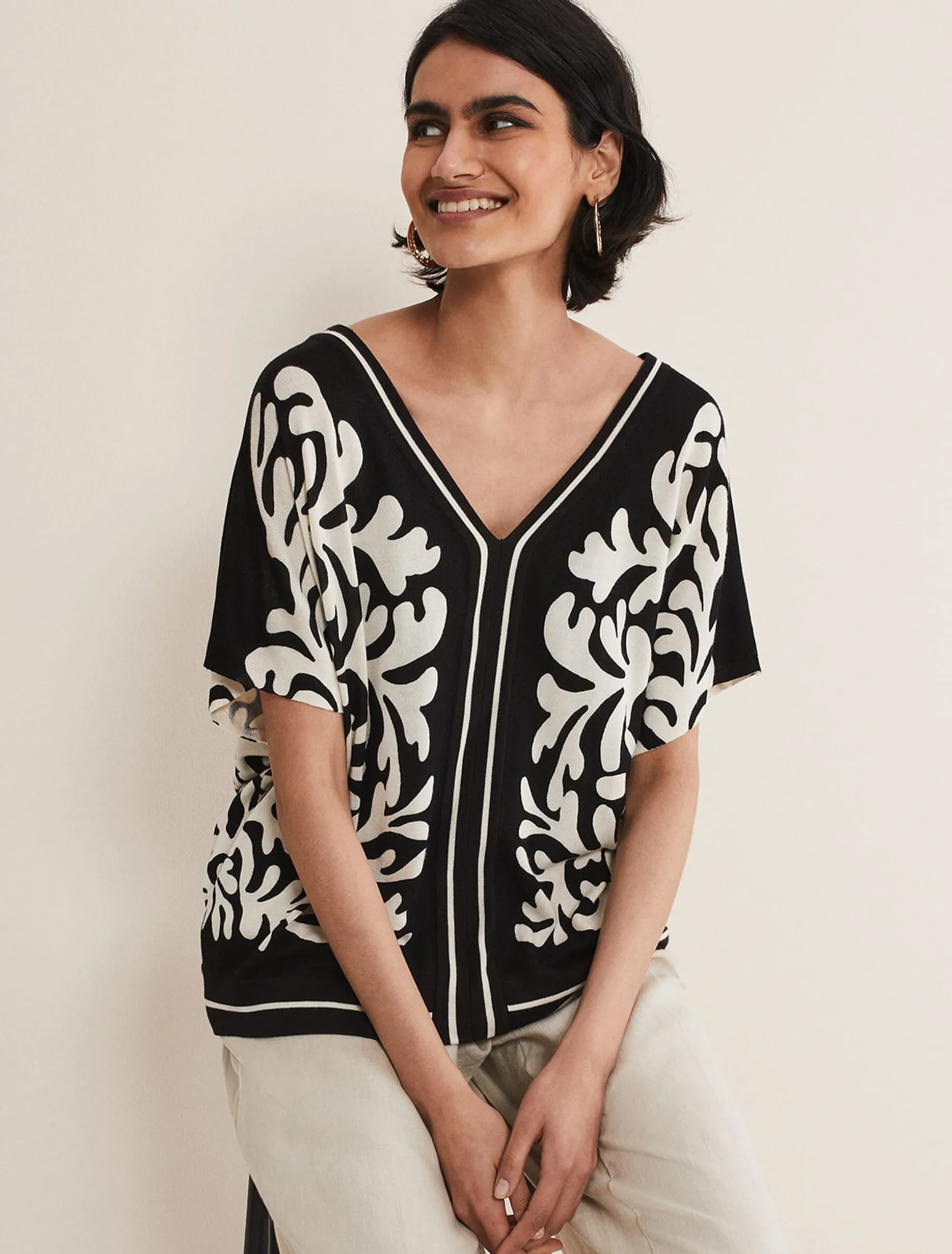Natalie V Neck Printed Top