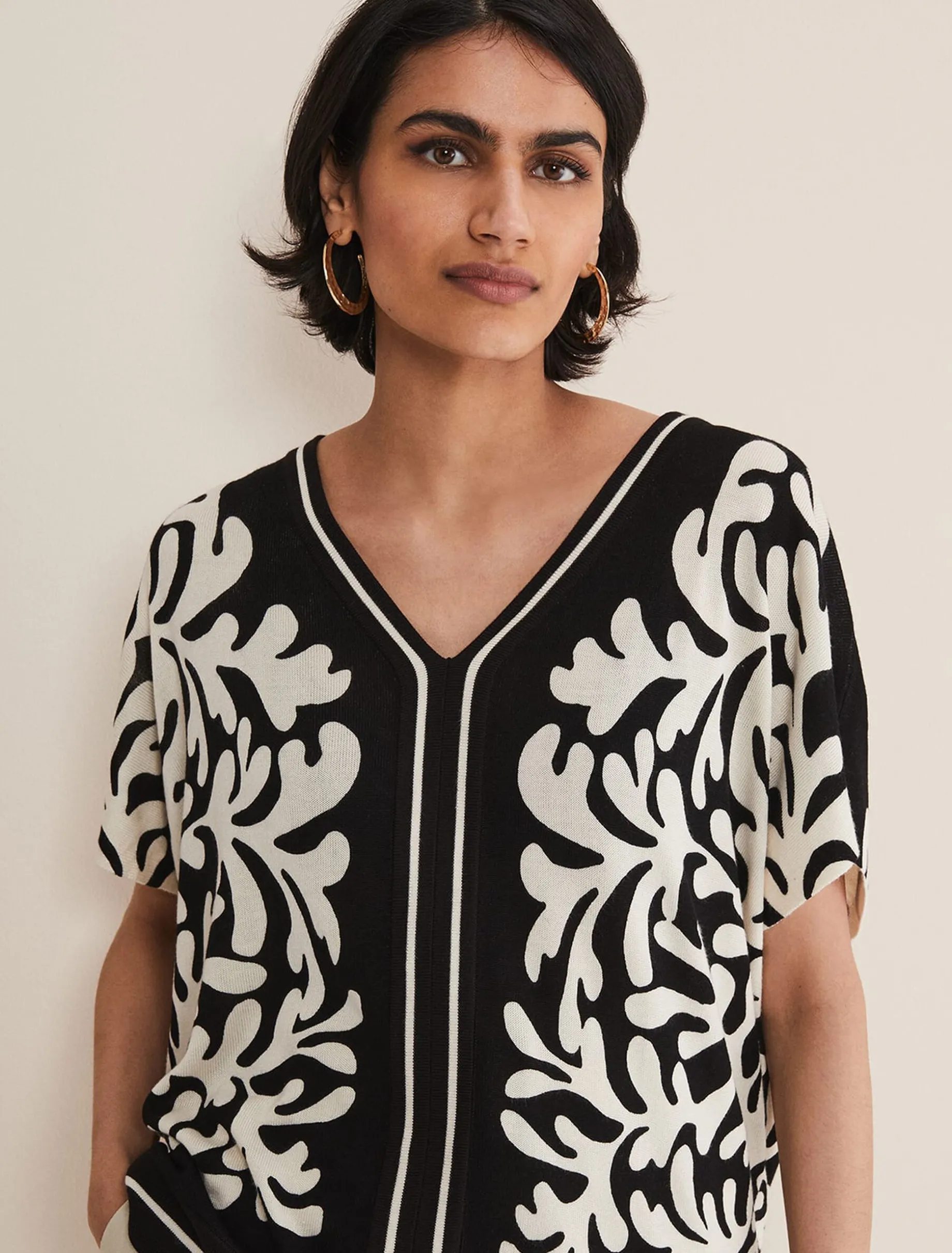 Natalie V Neck Printed Top