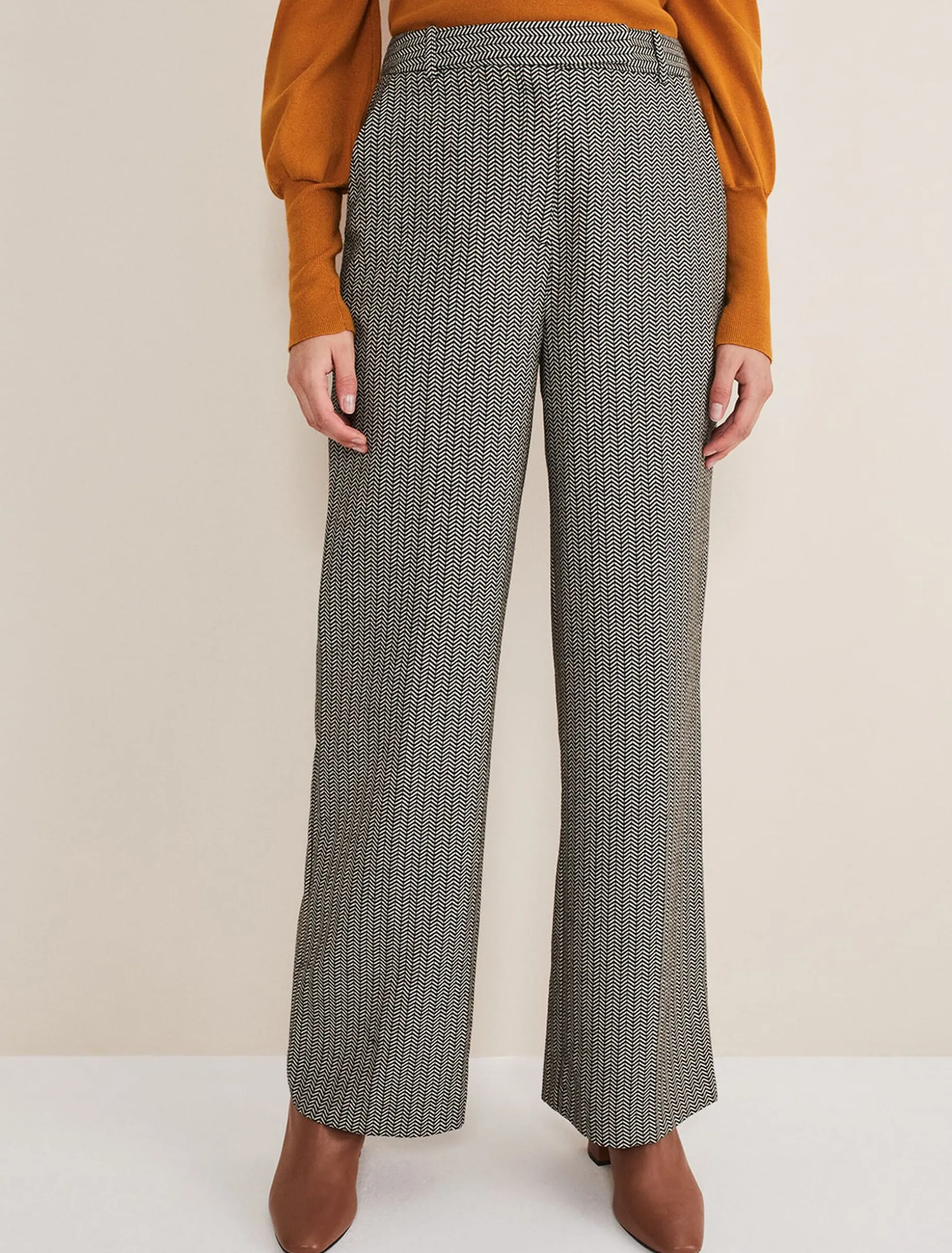 Nouria Herringbone Tapered Trouser