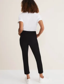 Ocha Straight Leg Jeans Short