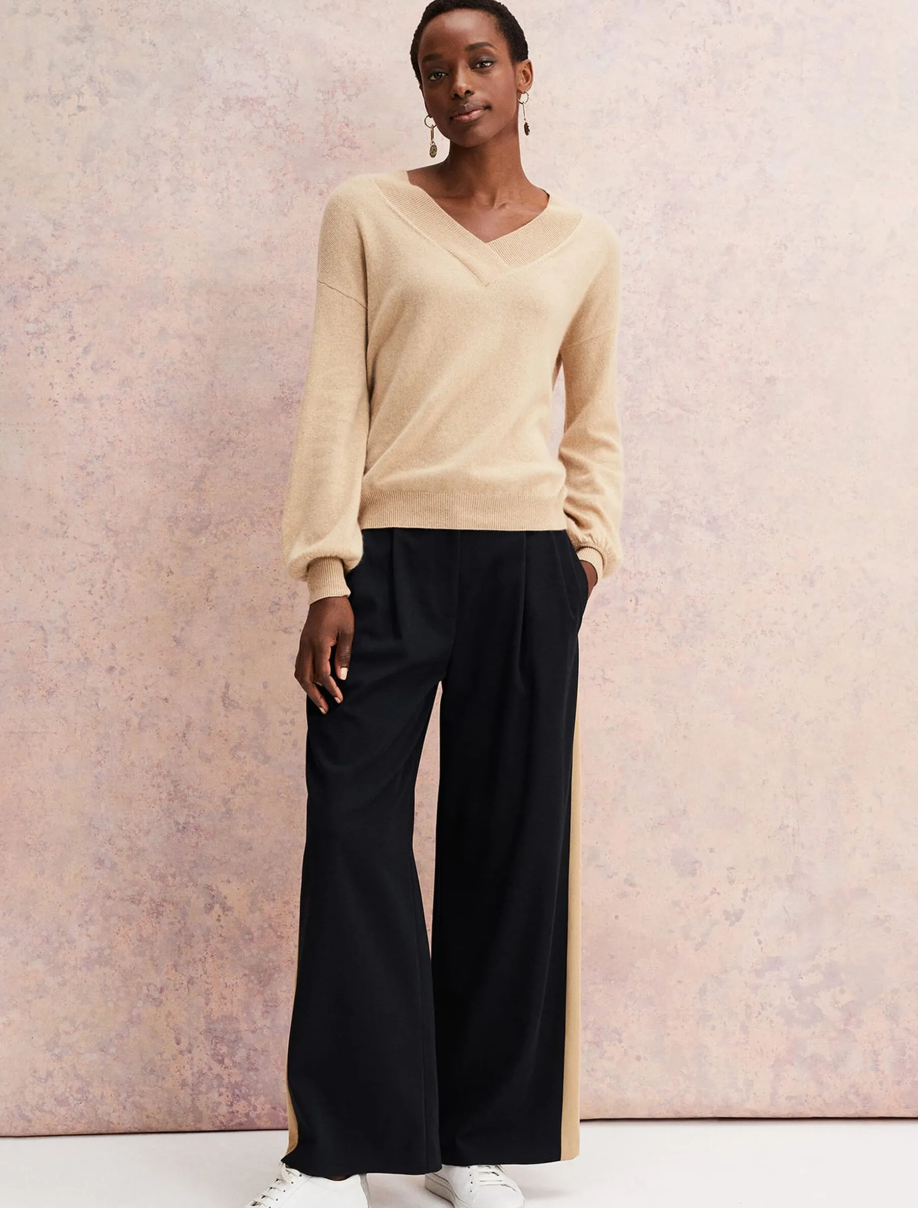 Ophelia Wool Cashmere V Neck Jumper