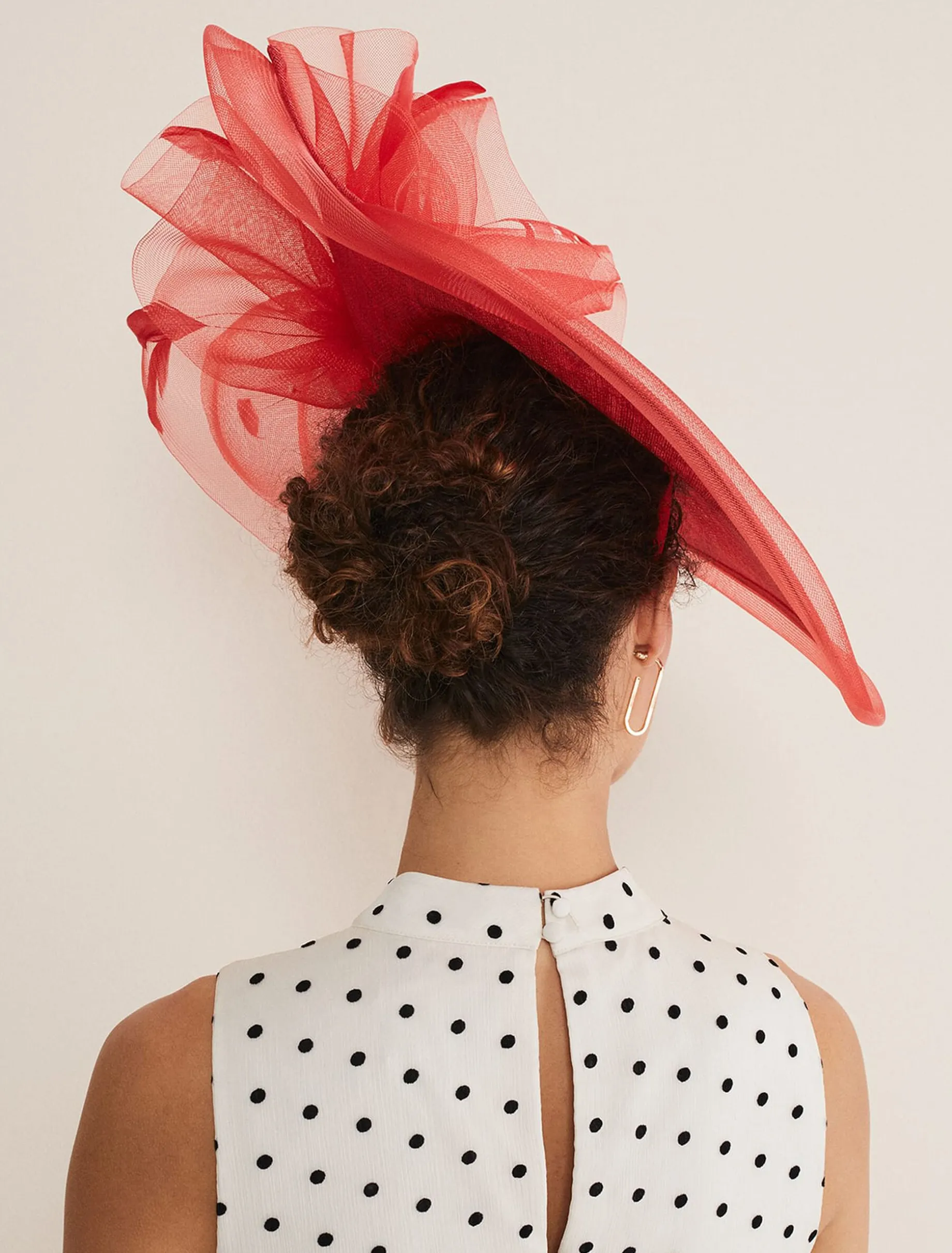 Oversized Crin Flower Fascinator