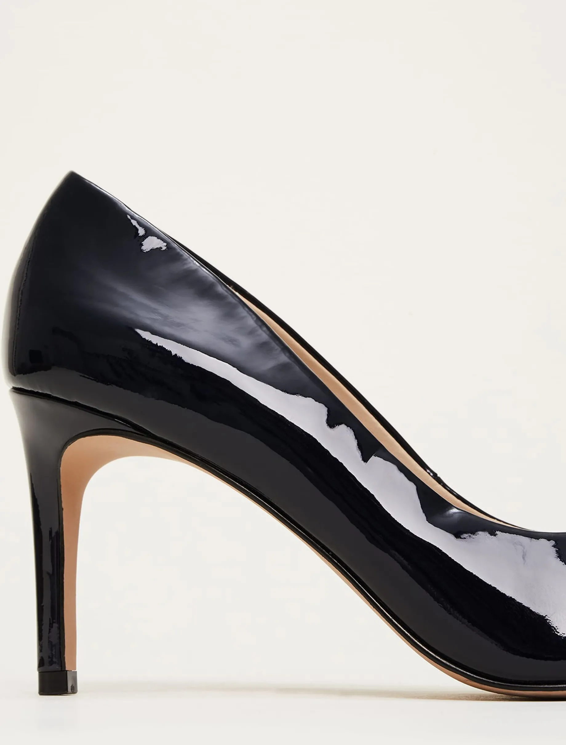 Patent Bow Court Shoe