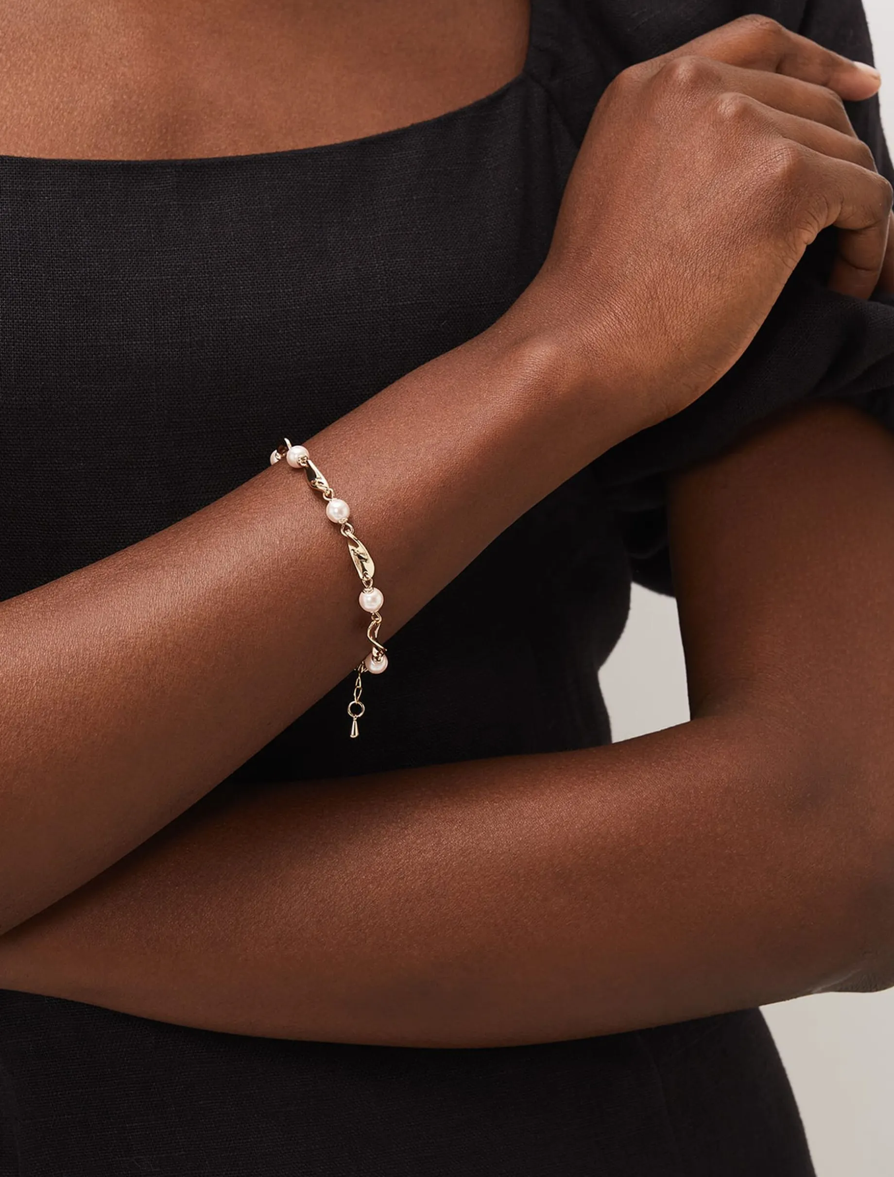 Pearl And Twist Bracelet