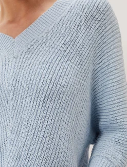 Pia V-Neck Ribbed Jumper