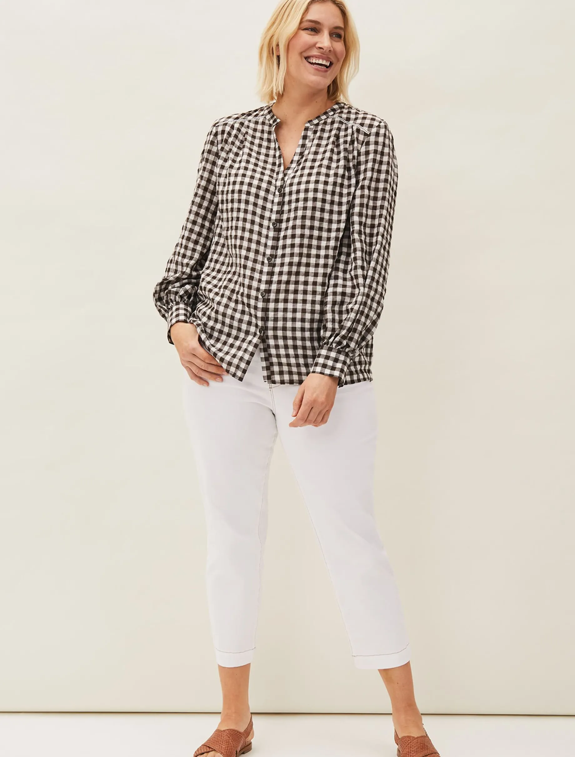 Ramona Cropped Straight Leg Jean