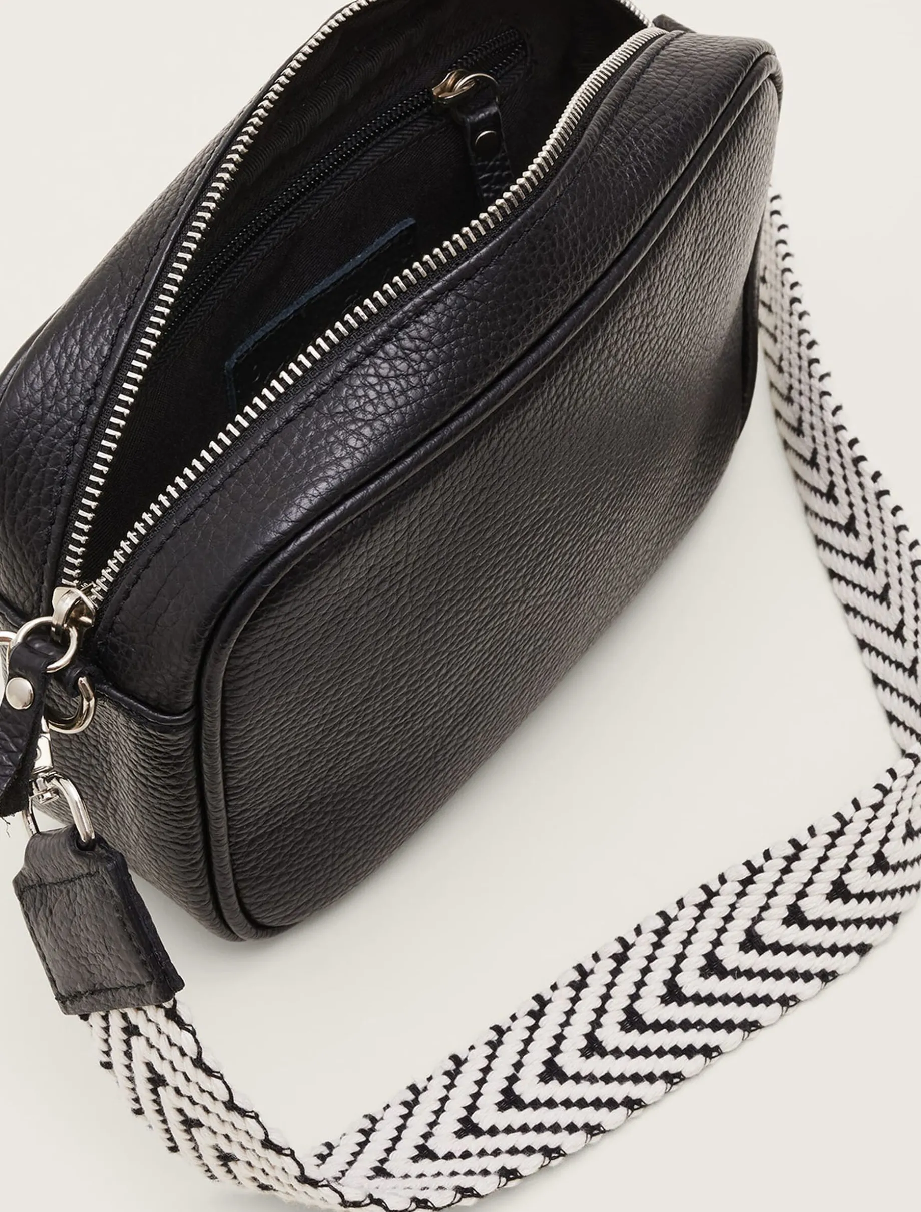 Reagan Leather Cross Body Strap Bag