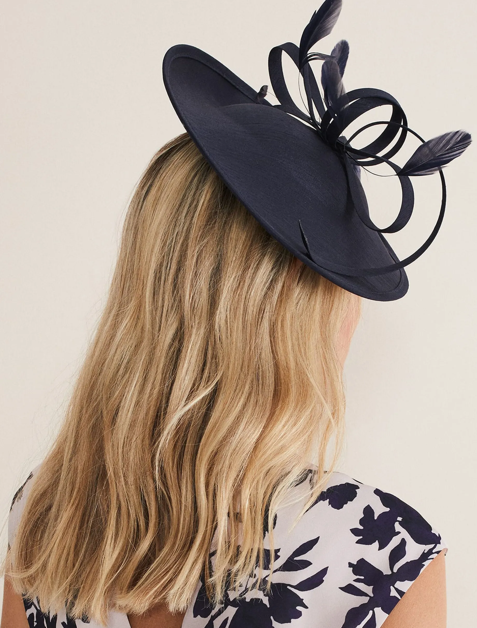 Shantung Oval Disc Fascinator