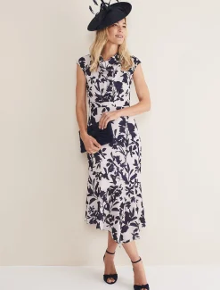 Shantung Oval Disc Fascinator