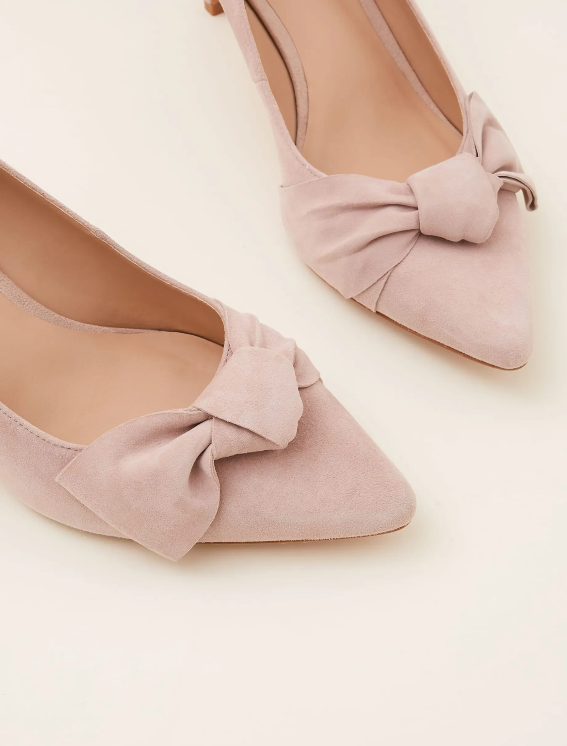 Sim Suede Bow Court Shoe